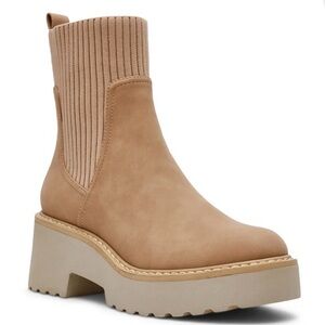 DV Dolce Vita Women's Zepplin Lug Sole Ankle Boot Taupe Chunky Boot